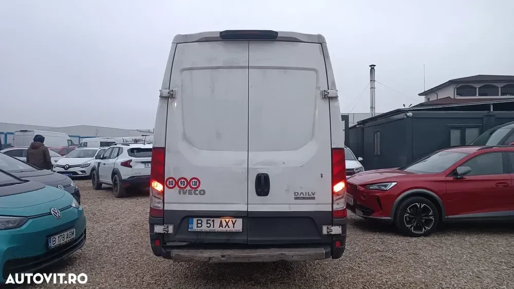 Iveco 35S18 — imagine 4