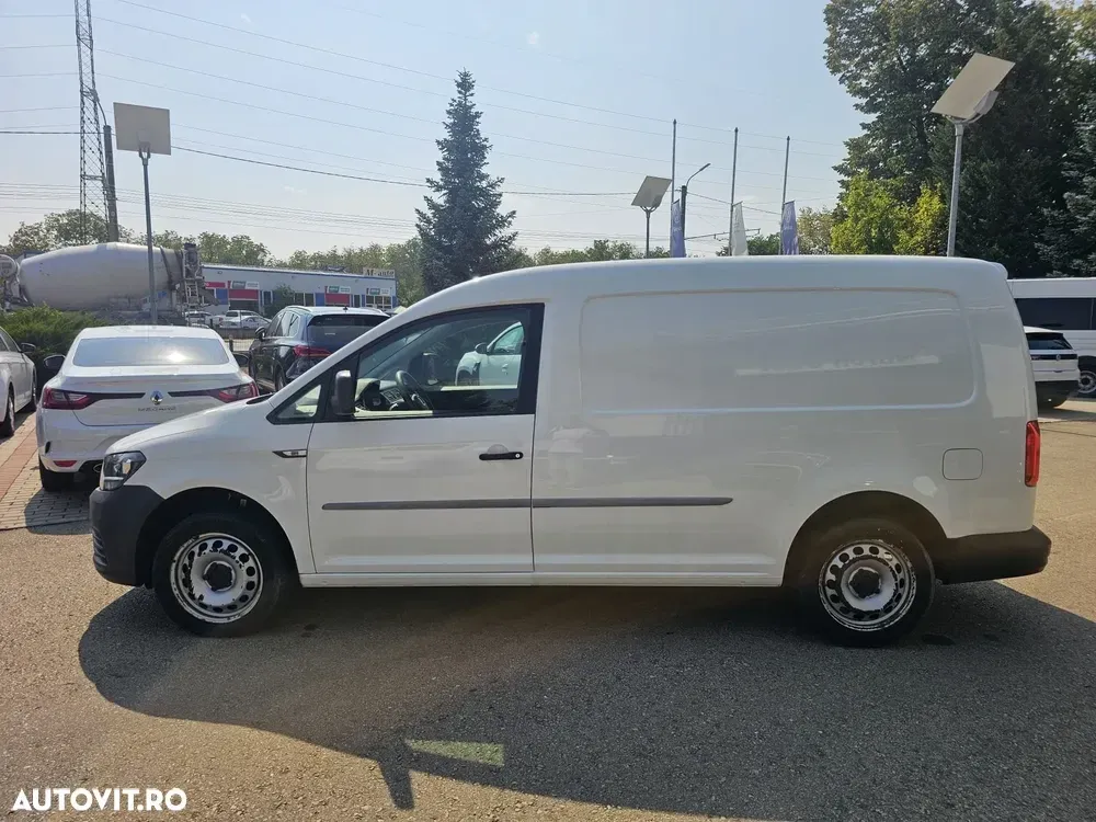 Volkswagen CADDY MAXI FURGON — imagine 4