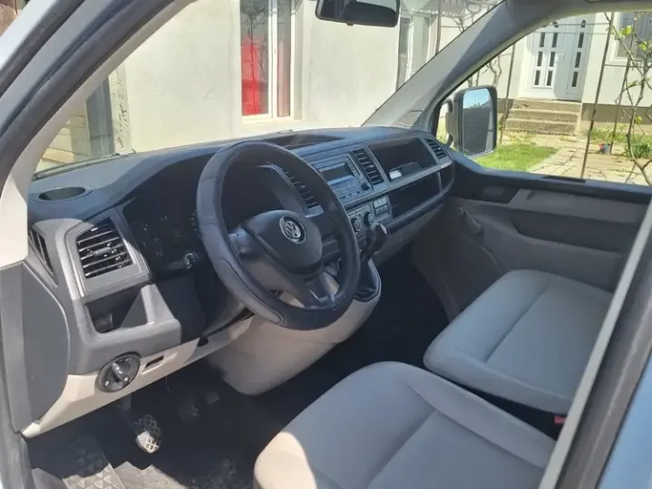 Volkswagen Transporter T6 Doka