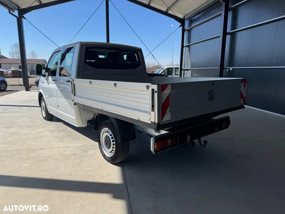 Volkswagen TRANSPORTER DOKA — imagine 3