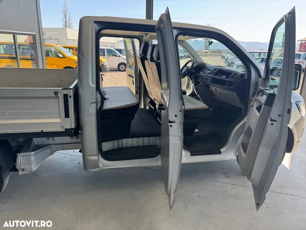 Volkswagen TRANSPORTER DOKA — imagine 6