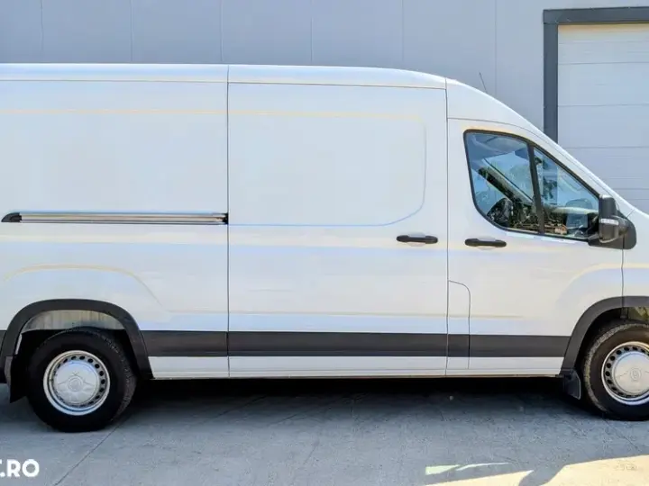 Maxus Deliver 9