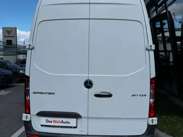 Mercedes-Benz Sprinter