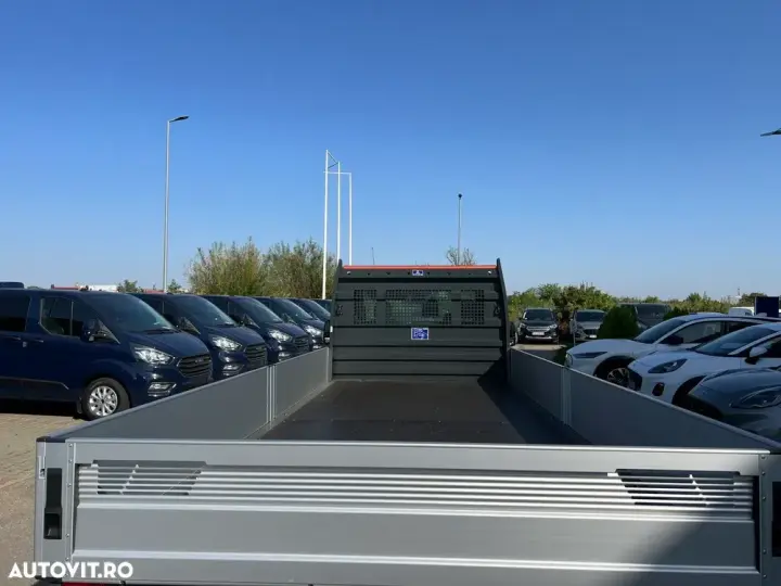 Ford Transit Simpla Cabina L5
