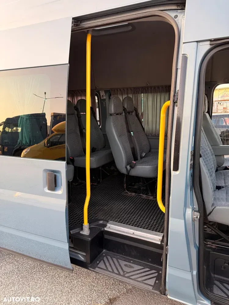 Ford Transit — imagine 5