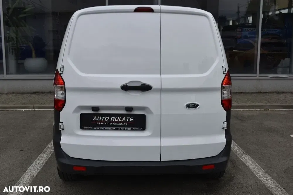 Ford Transit Courier — imagine 6