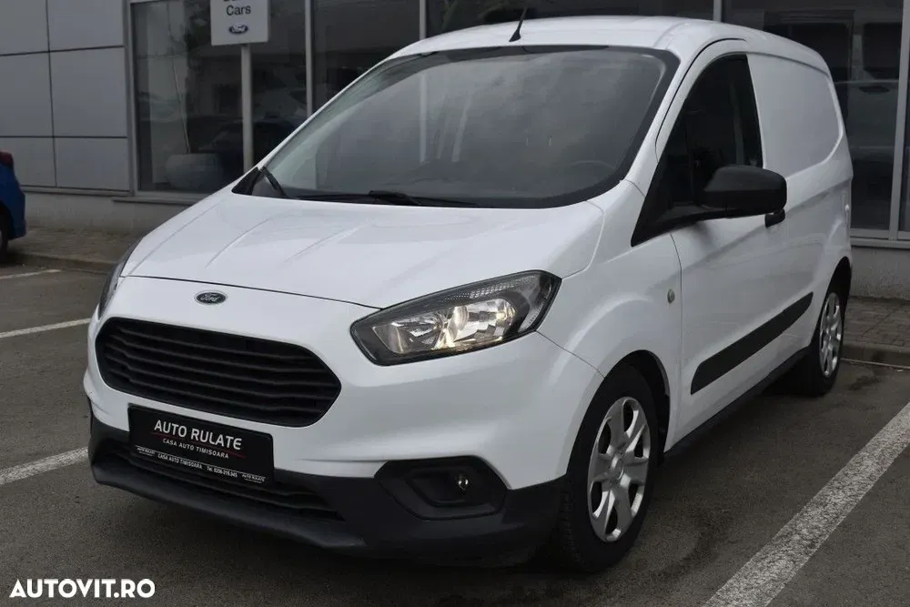 Ford Transit Courier — imagine 2