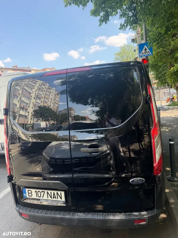 Ford Transit Custom — imagine 3