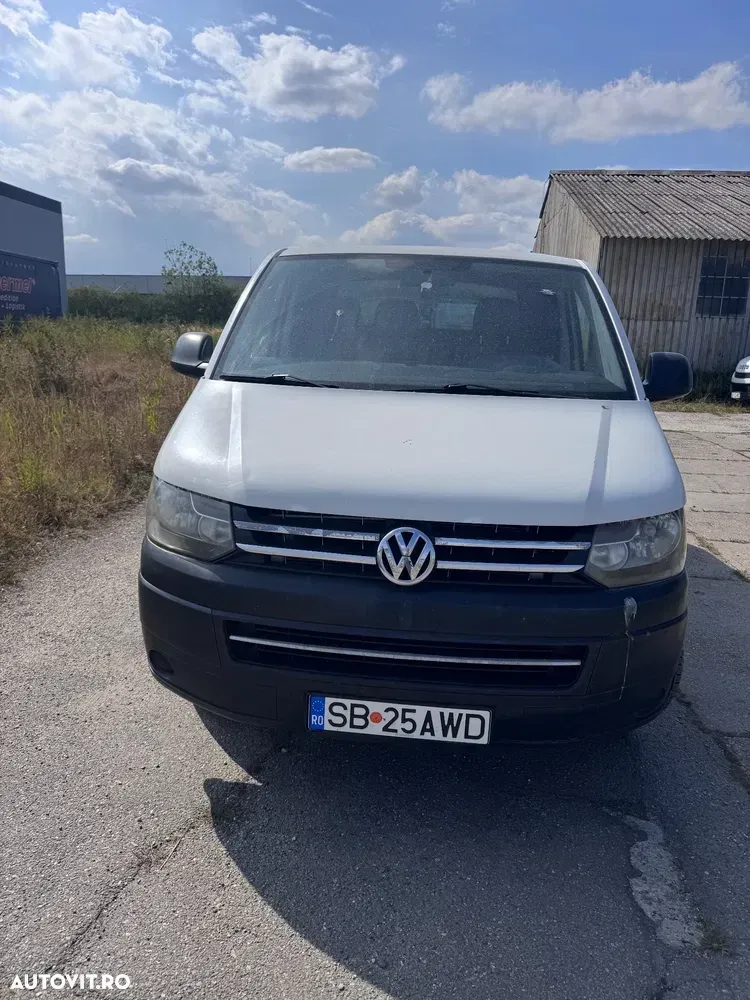 Volkswagen Transporter T5 facelift — imagine 5