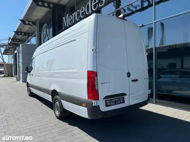 Mercedes-Benz Sprinter 317 Extralung Izoterm