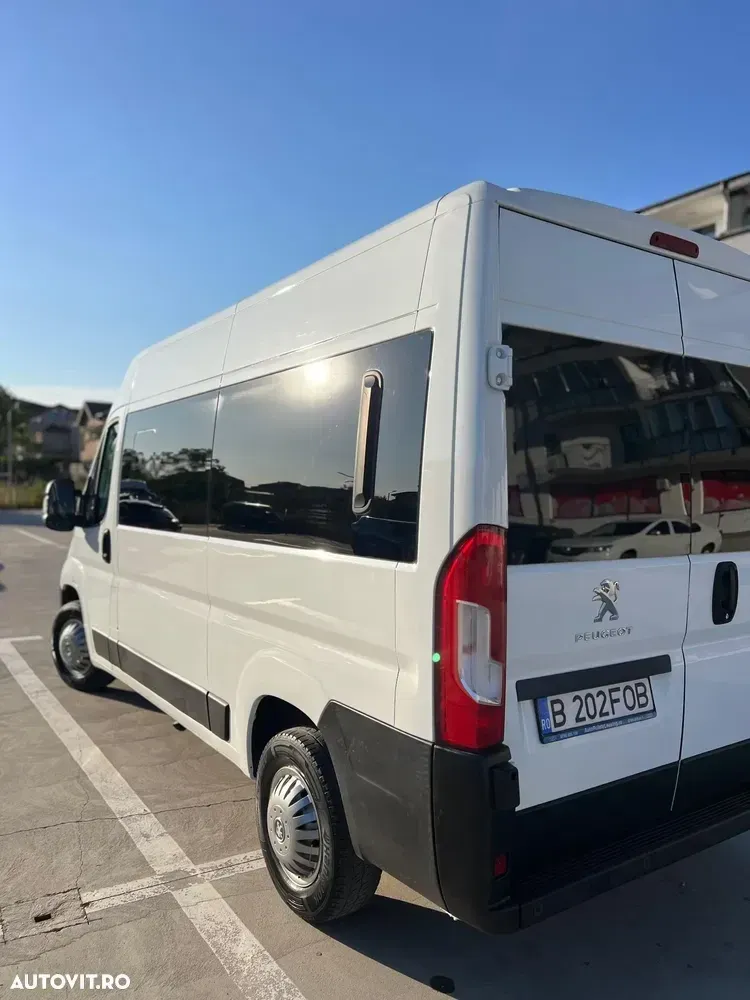 Peugeot Boxer Bus 8+1 — imagine 3