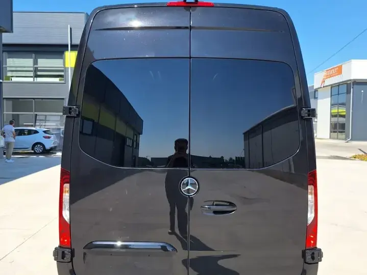 Mercedes-Benz Sprinter 519