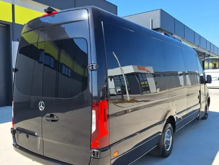 Mercedes-Benz Sprinter 519