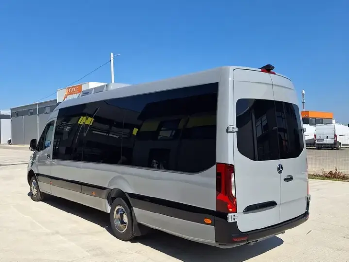 Mercedes-Benz Sprinter 519