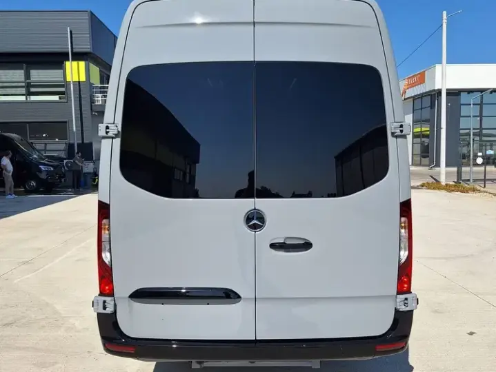 Mercedes-Benz Sprinter 519