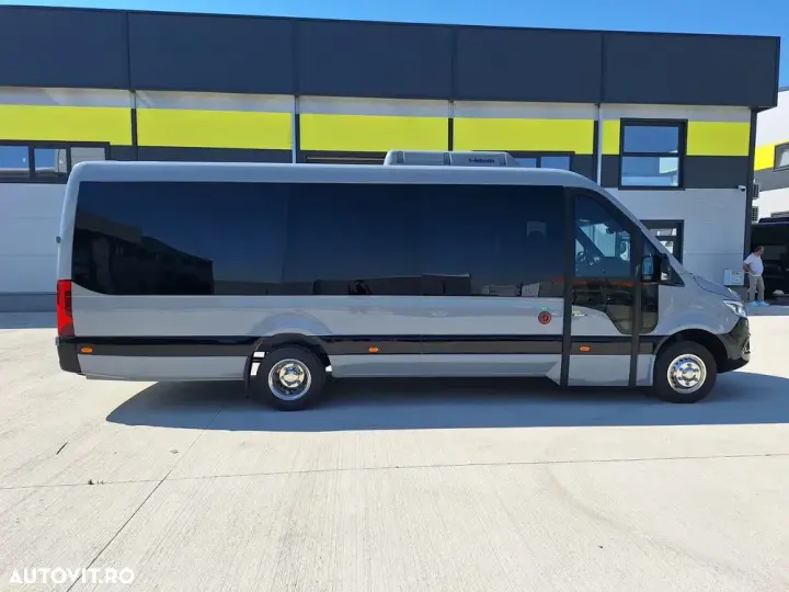 Mercedes-Benz Sprinter 519