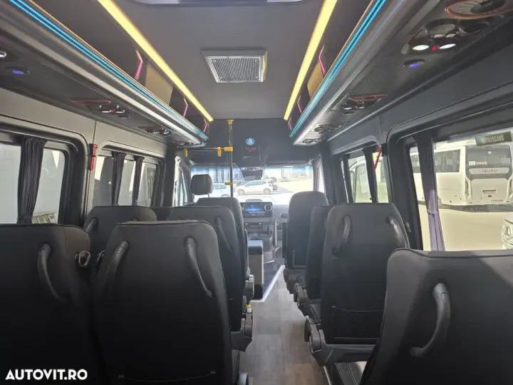Mercedes-Benz Sprinter 519