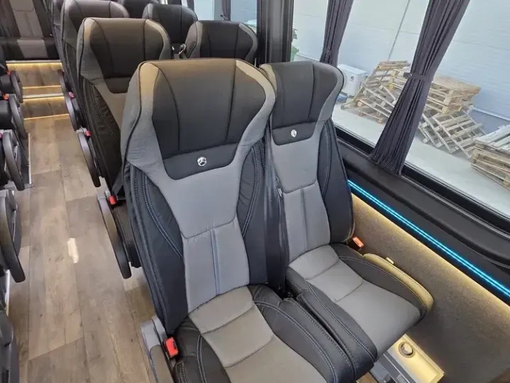 Mercedes-Benz Sprinter 519
