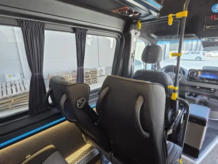 Mercedes-Benz Sprinter 519