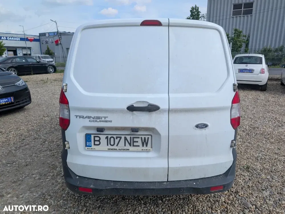 Ford TRANSIT COURIER 1.5 TDI 100 CP — imagine 6
