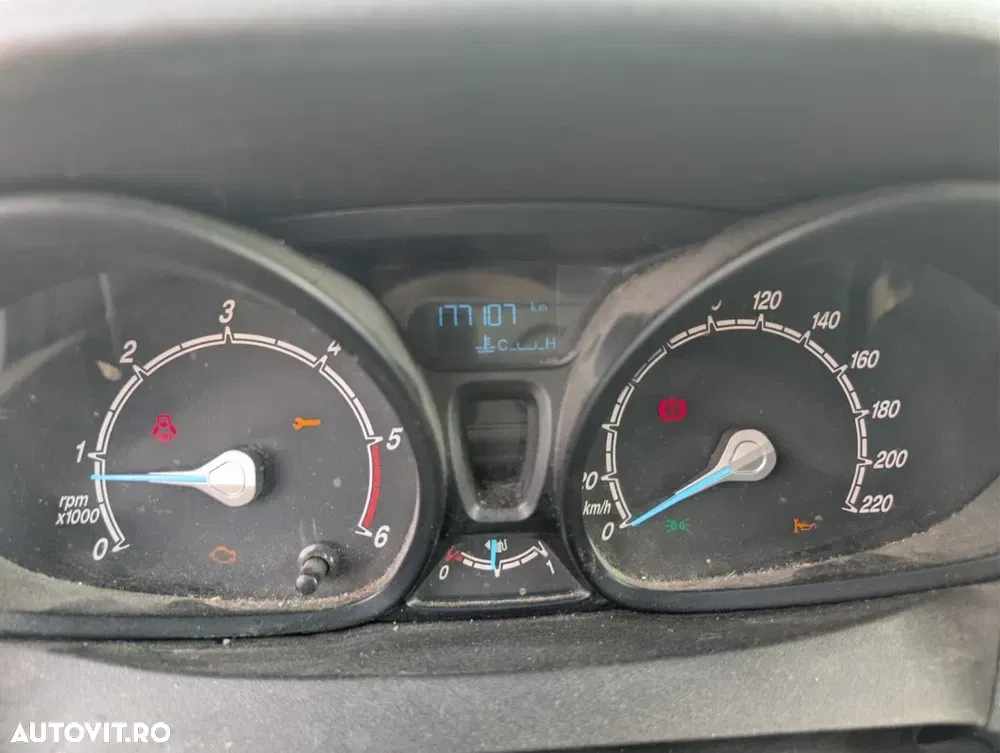 Ford TRANSIT COURIER 1.5 TDI 100 CP — imagine 2