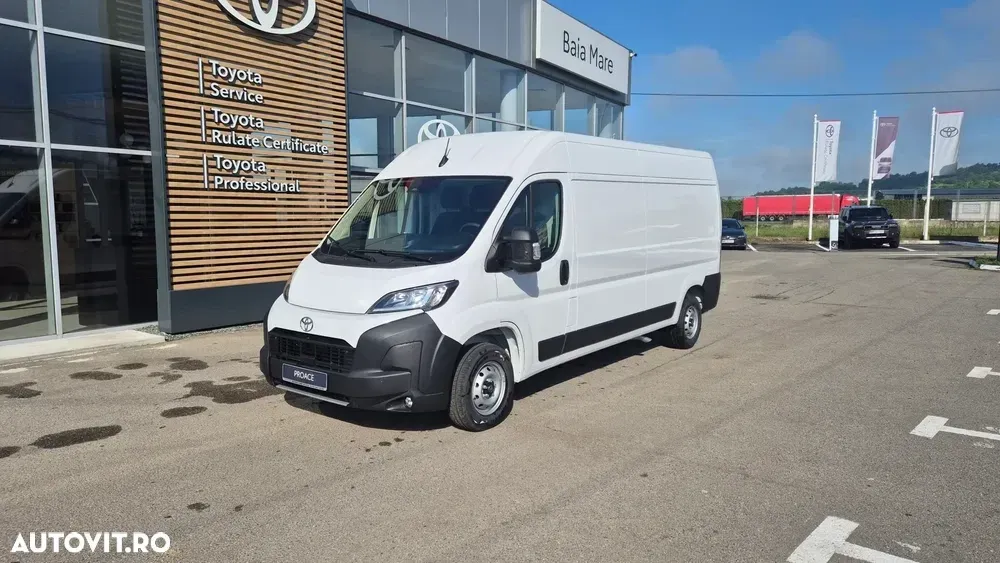 Toyota Proace Max — imagine 2