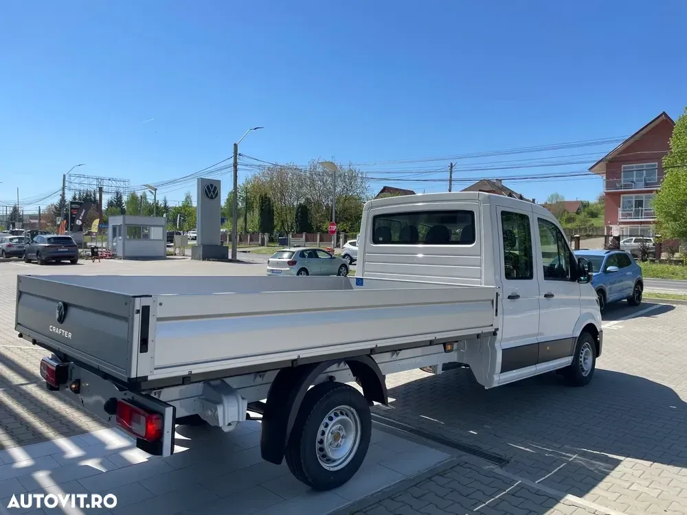 Volkswagen Crafter 3.5 CD Bena L4 FWD 103kW — imagine 4
