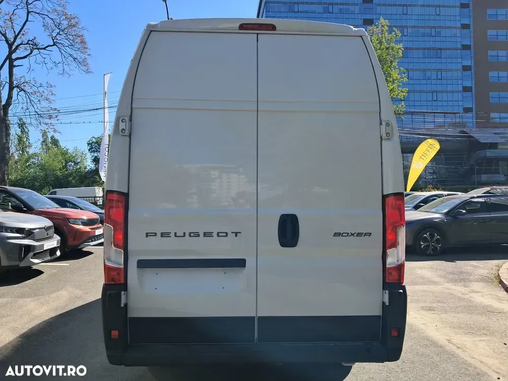 Peugeot BOXER Furgon L4H3 17 mc — imagine 5