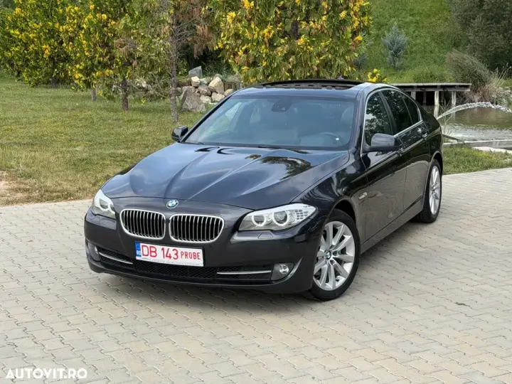 BMW Seria 5 F10/F11/F07 [2010 - 2017] 520d Aut. BluePerformance
