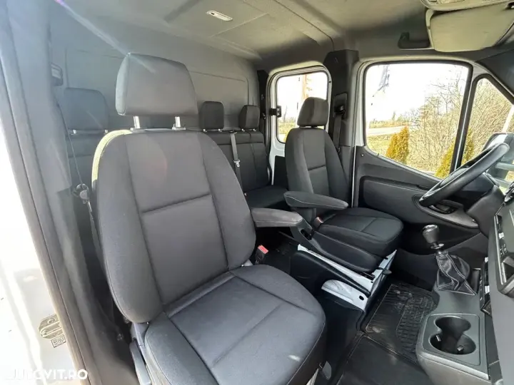 Mercedes-Benz Sprinter DOKA 6 LOCURI AXA DUBLA SPATE