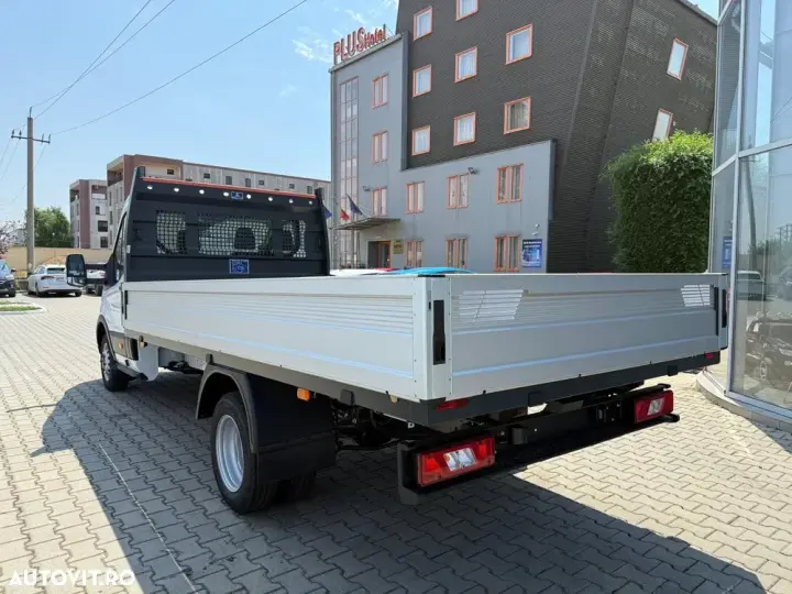 Ford Transit S-CAB - bena fixa 4200 mm