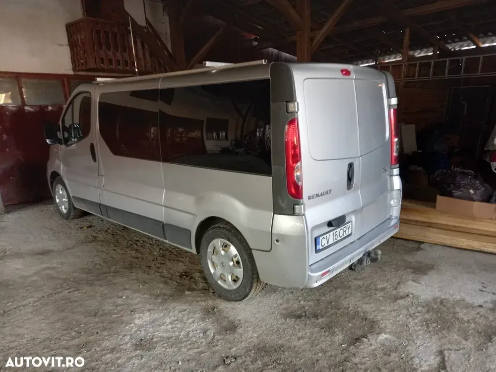 Renault TRAFIC — imagine 3