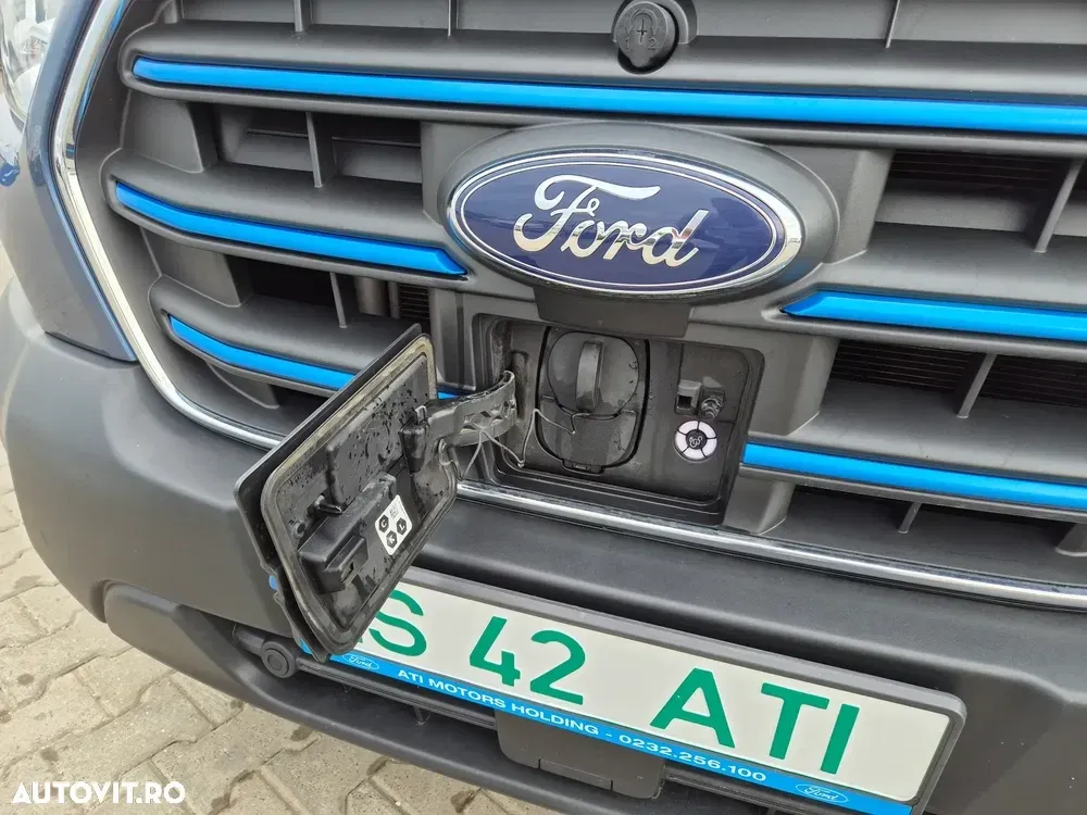 Ford E-Transit Van 350L (L3H2) Trend Motor electric 198 kW AT RWD — imagine 3