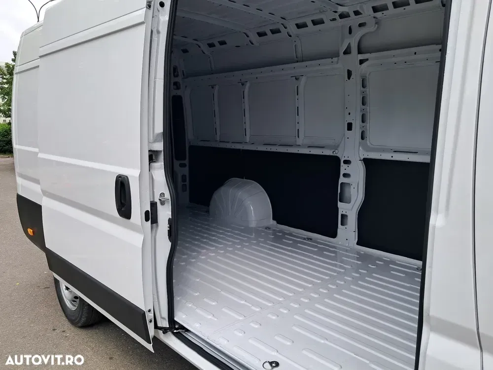 Peugeot BOXER FURGON L4H2 15 mc — imagine 4