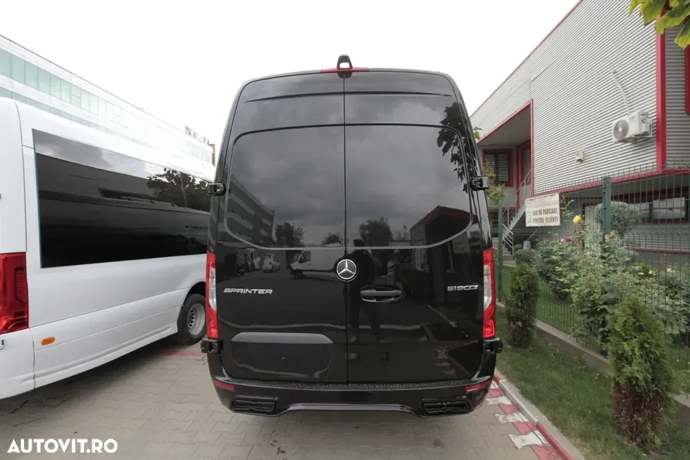 Mercedes-Benz 519 19+1+1 LOCURI vip *COC* IN STOCK — imagine 6