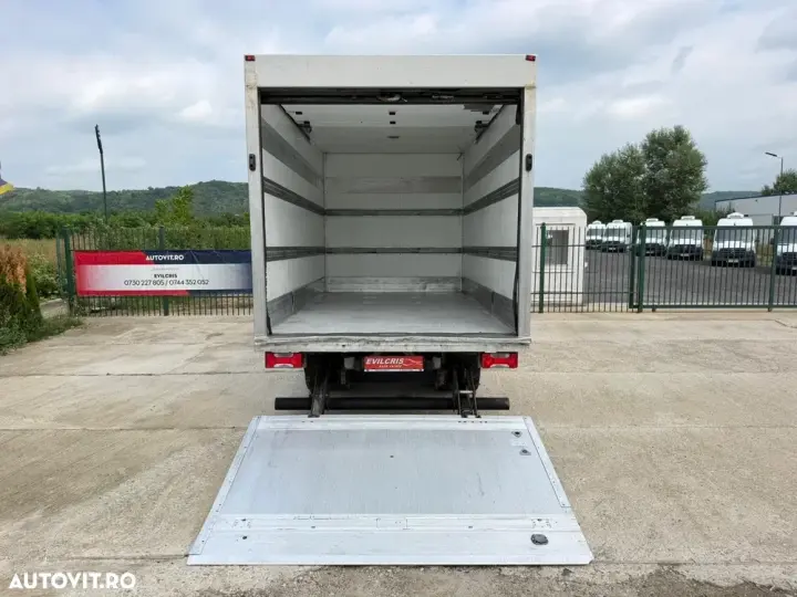 Iveco Daily 3.0 D BOX 8 EUROPALETI LIFT SPATE