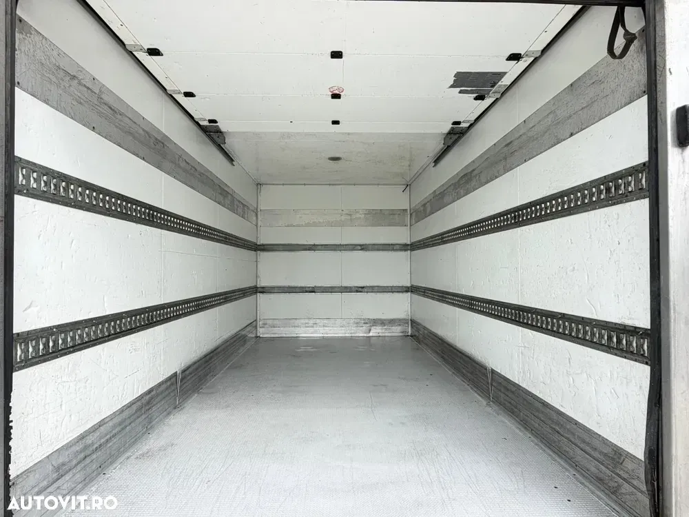 Iveco Daily 3.0 D BOX 8 EUROPALETI LIFT SPATE — imagine 3