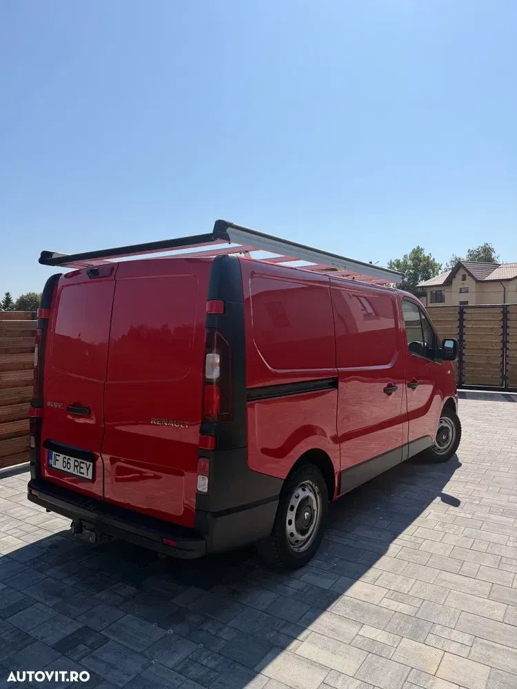 Renault TRAFIC — imagine 3