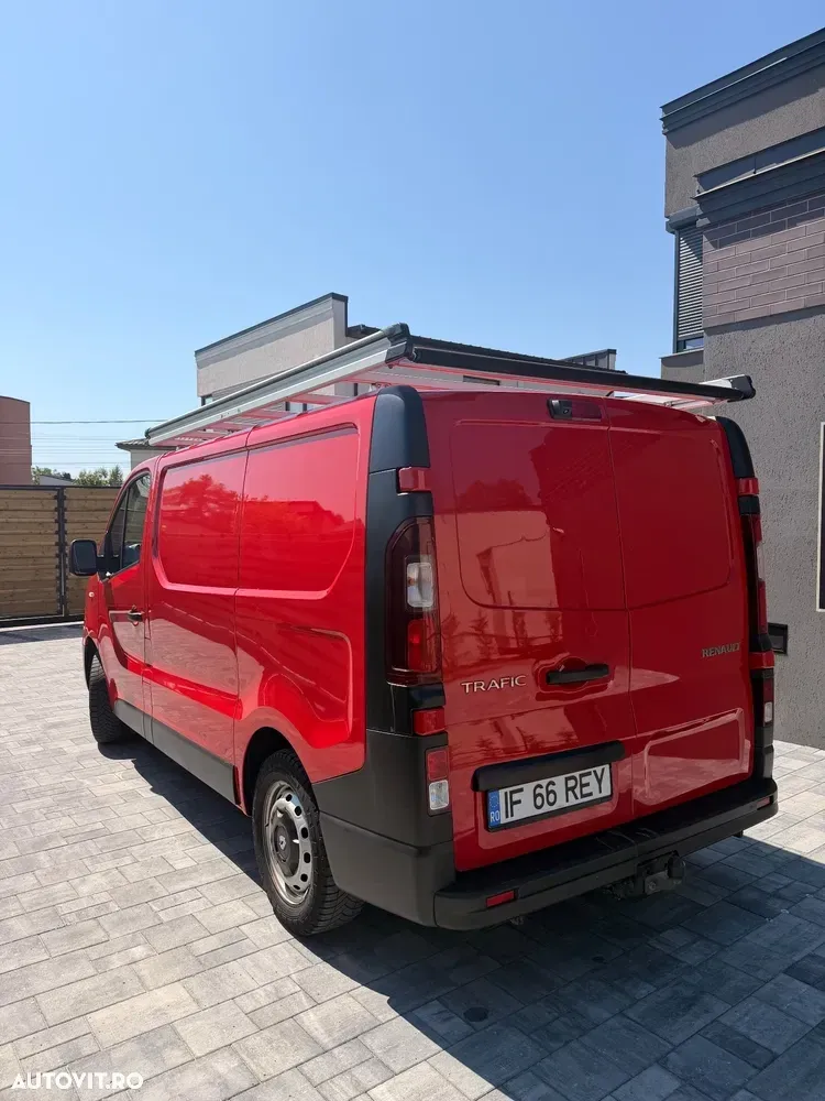 Renault TRAFIC — imagine 4