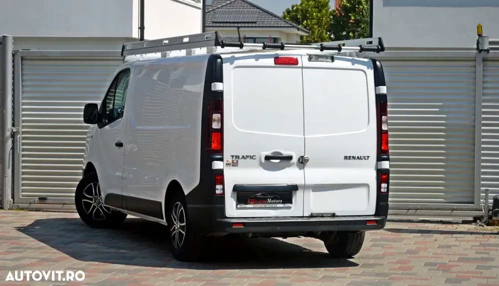 Renault TRAFIC — imagine 4