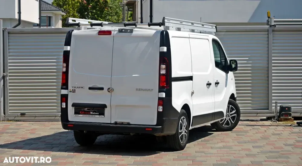 Renault TRAFIC — imagine 3