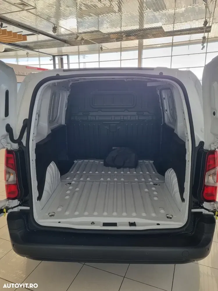Toyota PROACE CITY — imagine 6