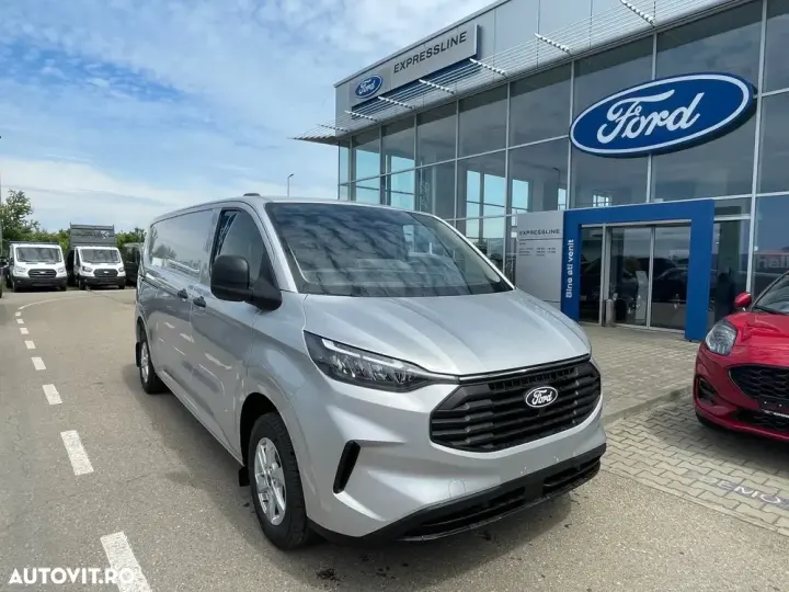 Ford Custom Van