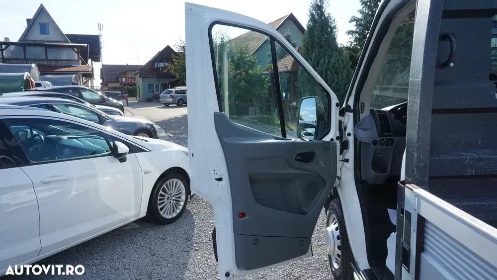 Ford Transit — imagine 6