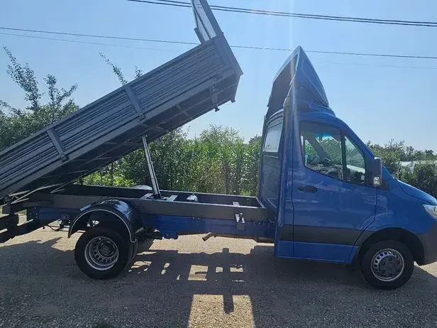 Mercedes-Benz Sprinter Basculabila / Axa dubla