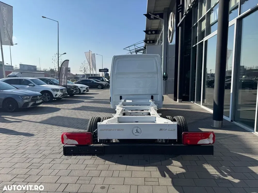 Mercedes-Benz Sprinter Sasiu 517 PRO Detarat 3.5 T — imagine 5