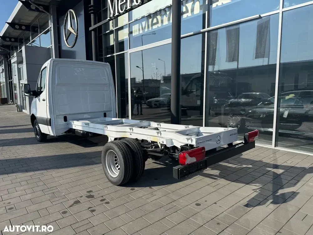 Mercedes-Benz Sprinter Sasiu 517 PRO Detarat 3.5 T — imagine 6