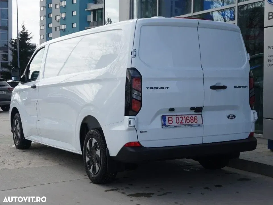Ford Transit Custom — imagine 5