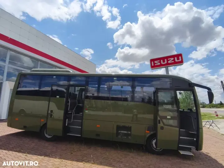 Isuzu Grand Toro