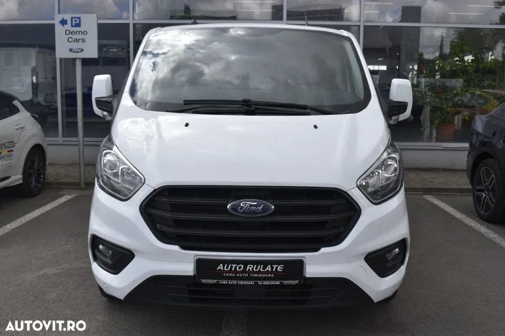 Ford Transit Custom — imagine 3